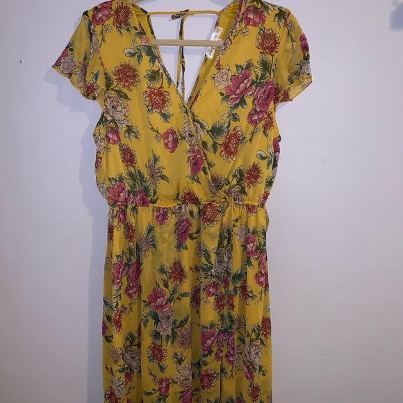 Band of Gypsies Dresses & Skirts - Floral Maxi Dress
